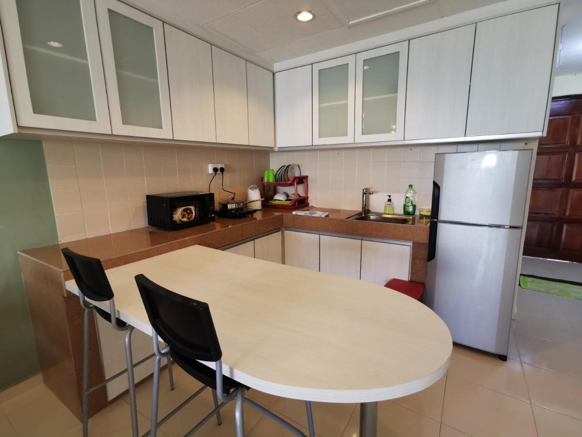 Tanjung Tuan Regency Port Dickson 1 Carpark Apartment Exterior photo