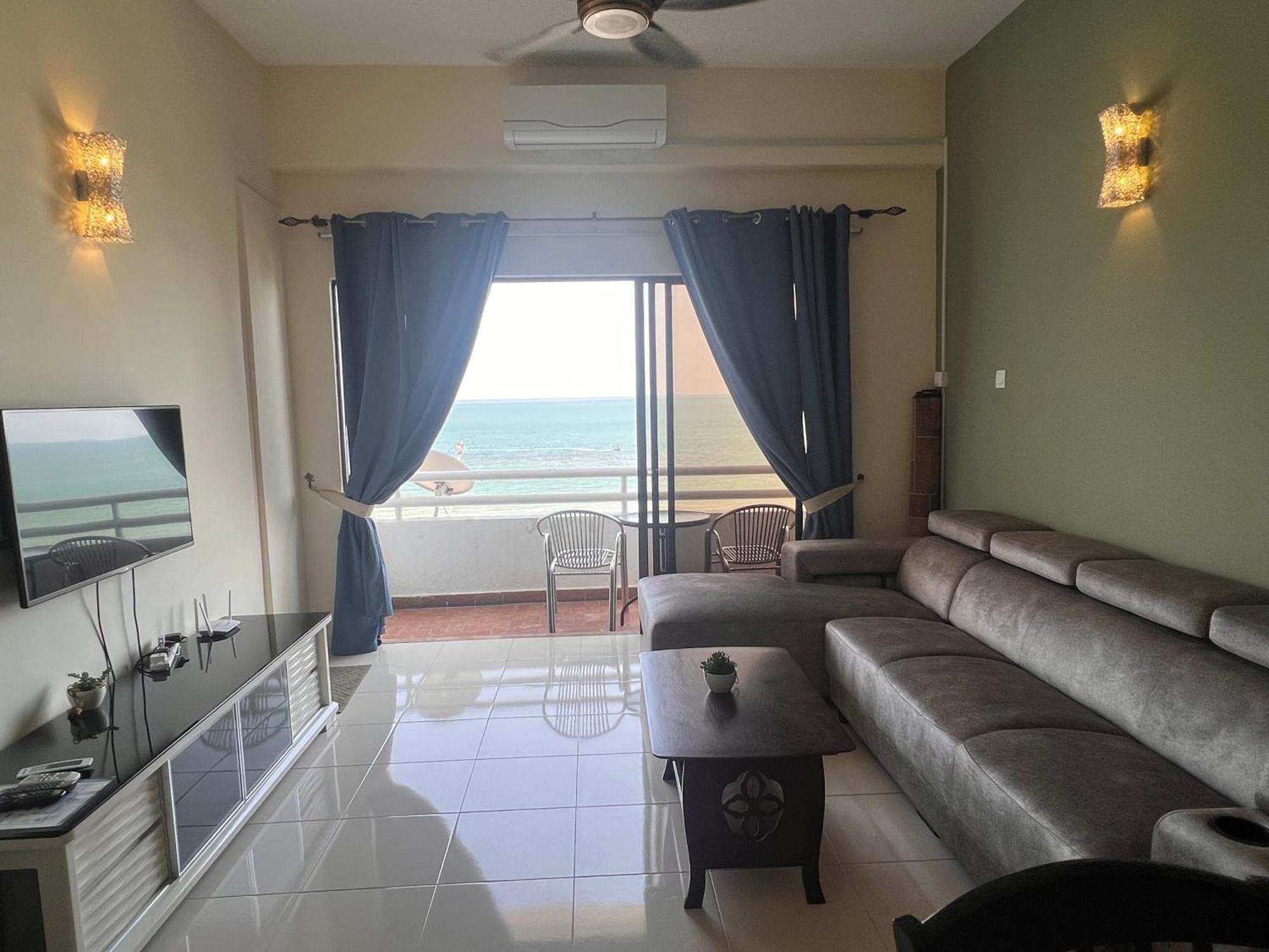 Tanjung Tuan Regency Port Dickson 1 Carpark Apartment Exterior photo