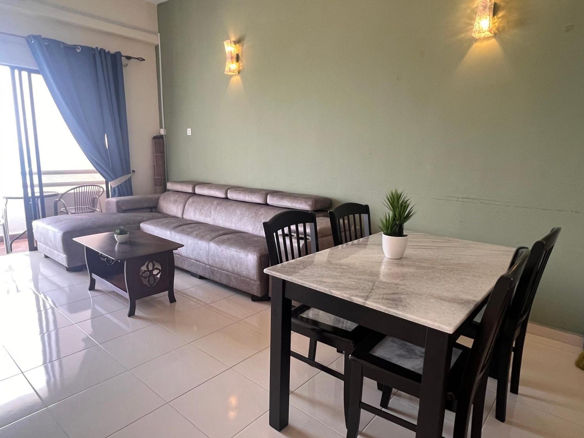 Tanjung Tuan Regency Port Dickson 1 Carpark Apartment Exterior photo